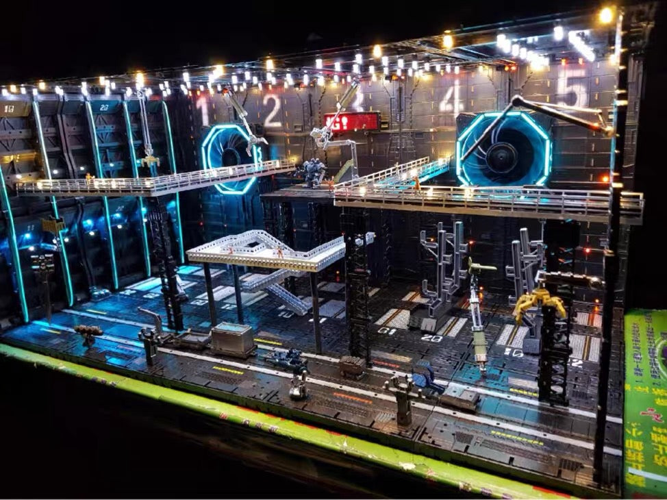 Multi-Model Sci-Fi Base | Premium Custom LED Mecha Showcase