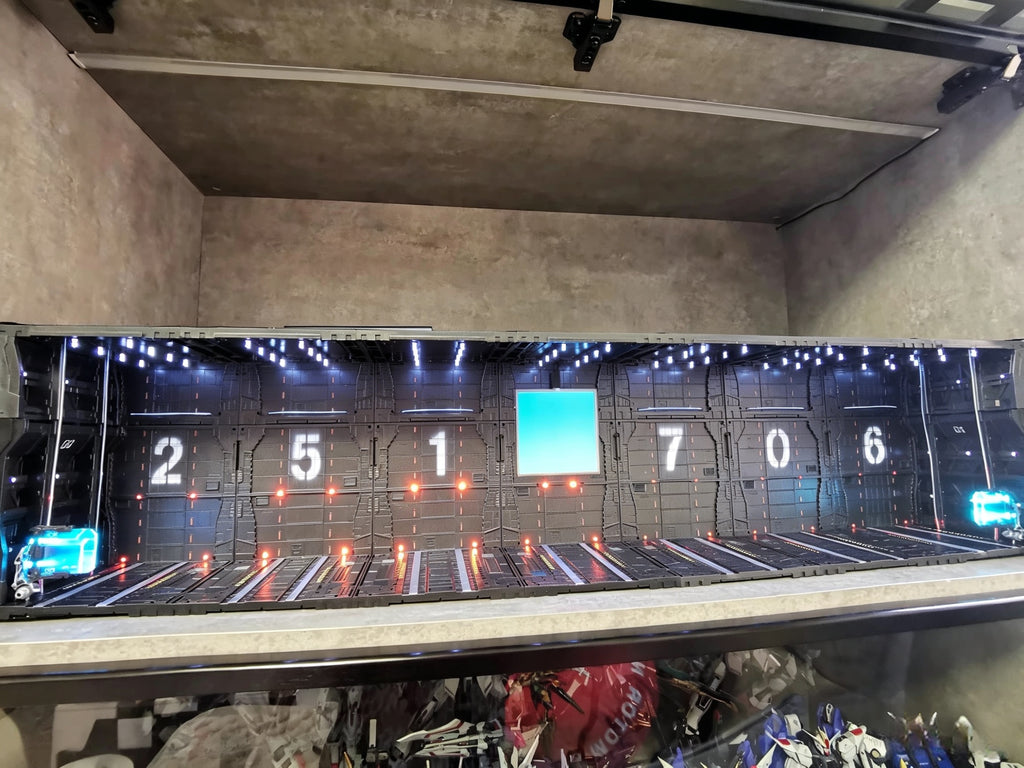 Multi-Model Sci-Fi Base | Premium Custom LED Mecha Showcase